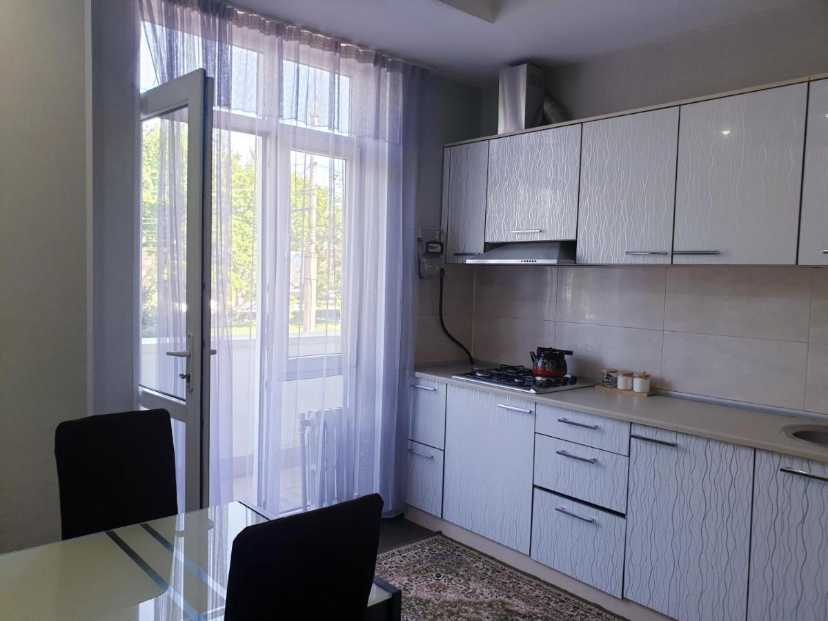 Apartments Paritet Bishkek Exterior photo
